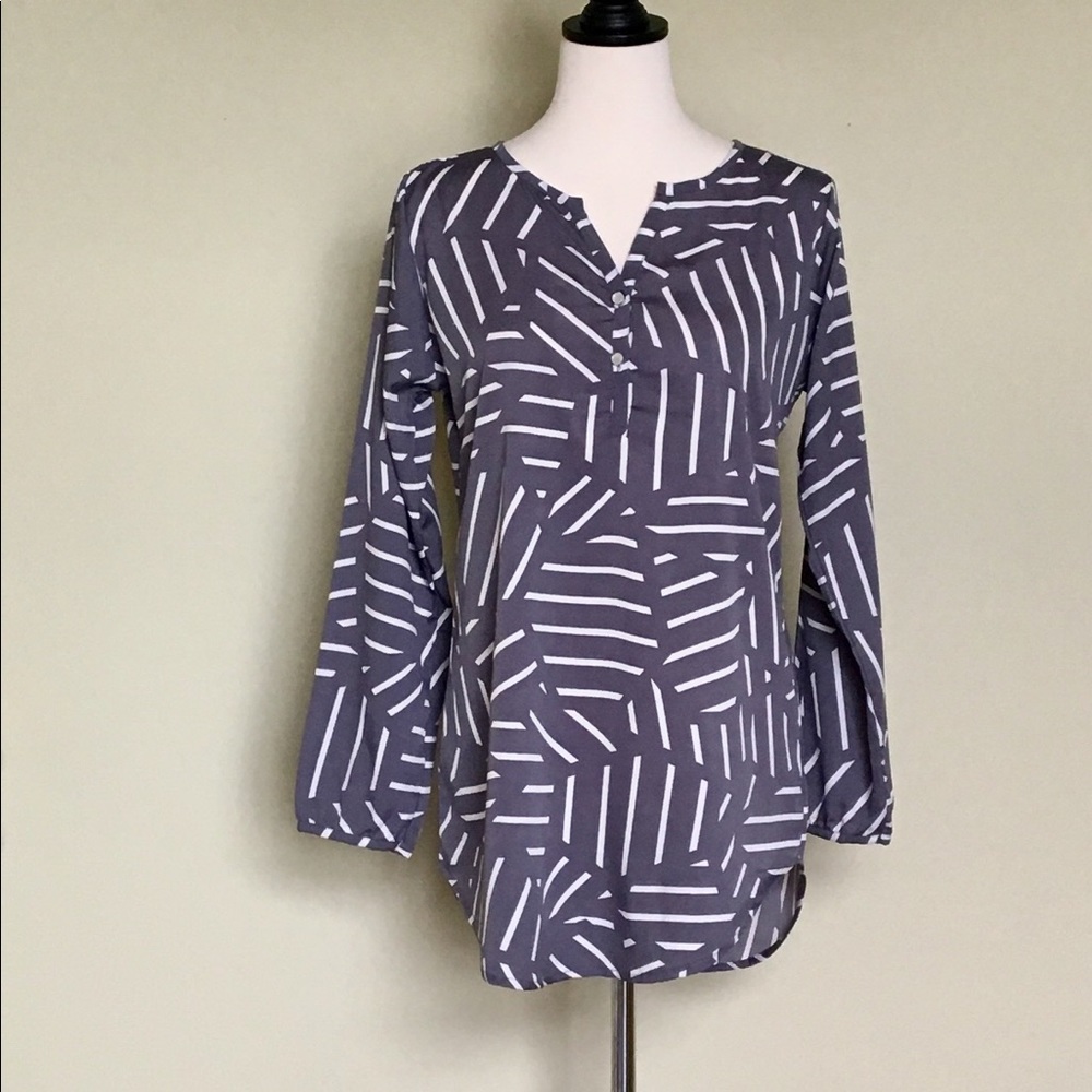 b. Boutique by Evergreen Tunic, Size S